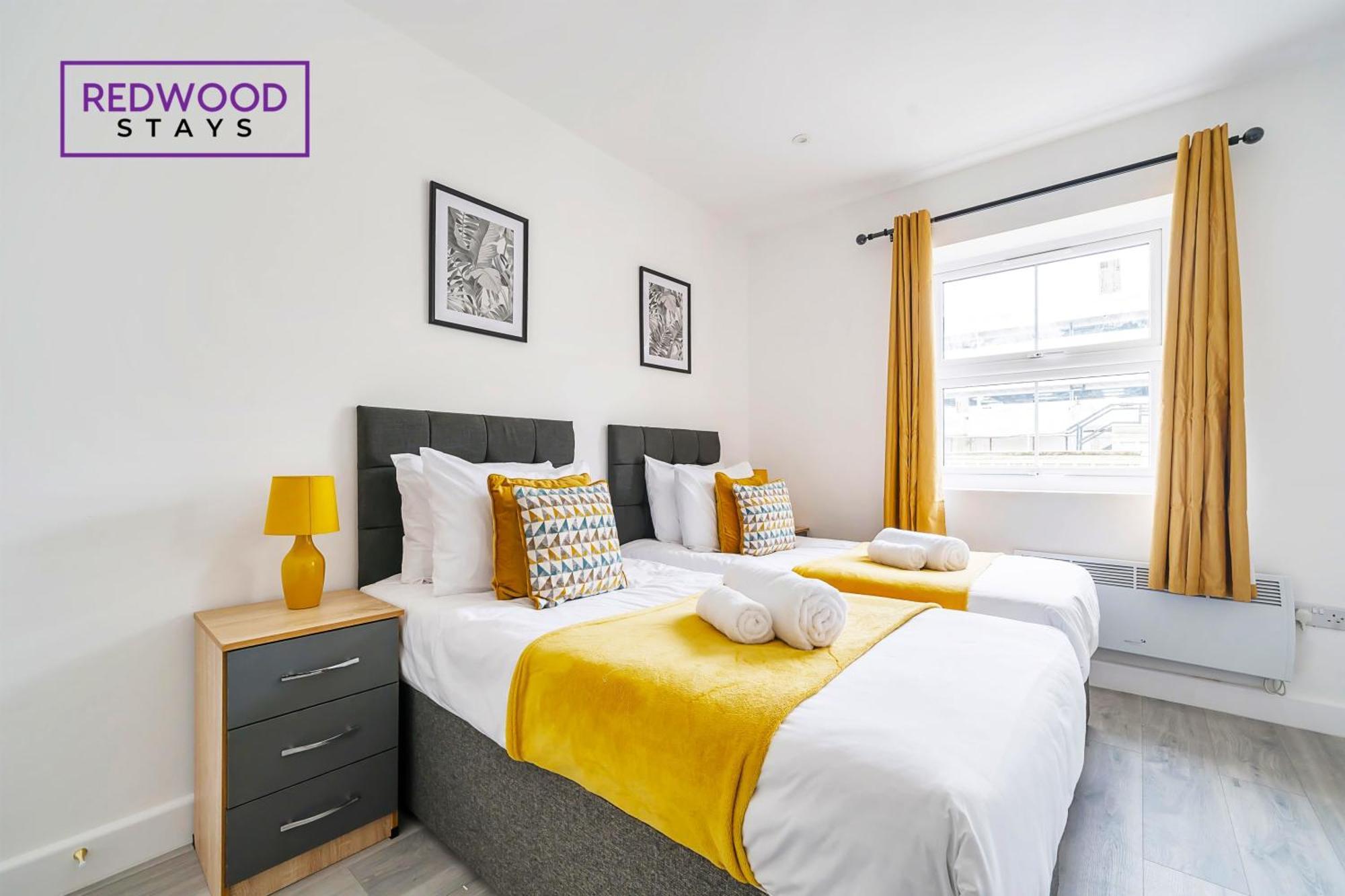 Brand New, 2 Bed 1 Bath, Modern Town Center Apartment, Free Wifi & Netflix By Redwood Stays Aldershot Exterior foto